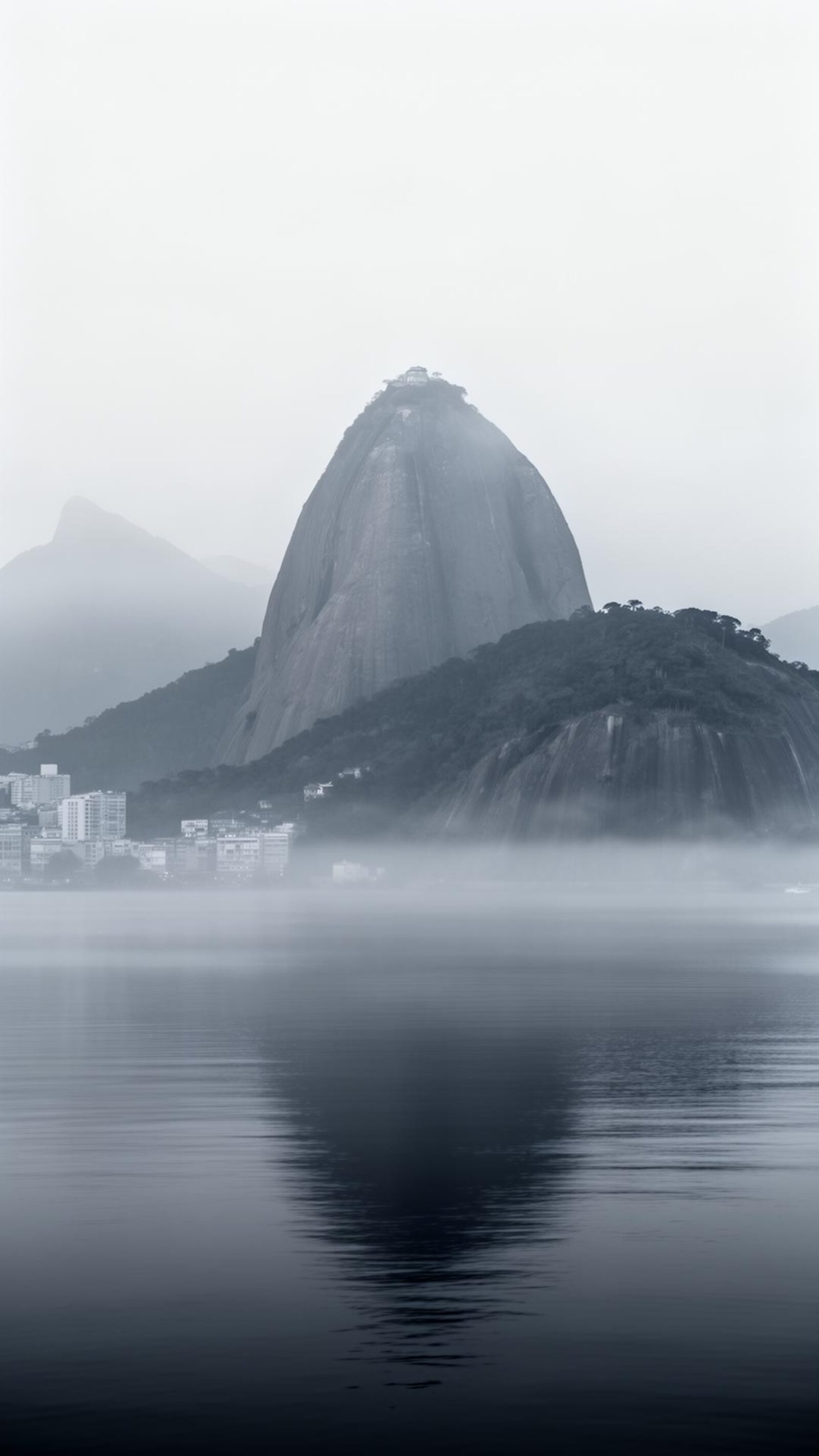 Pão de Açúcar na Bruma
